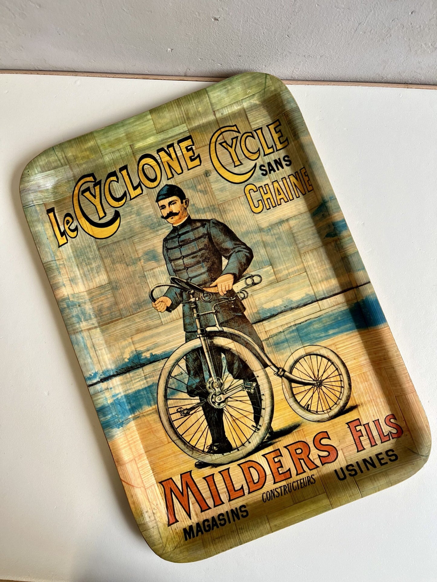 Grand Plateau "Le Cyclone"