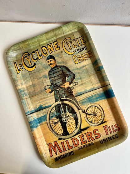 Grand Plateau "Le Cyclone"