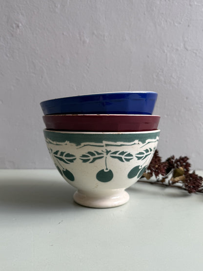 Lot de 3 bols anciens en terre de fer émaillée