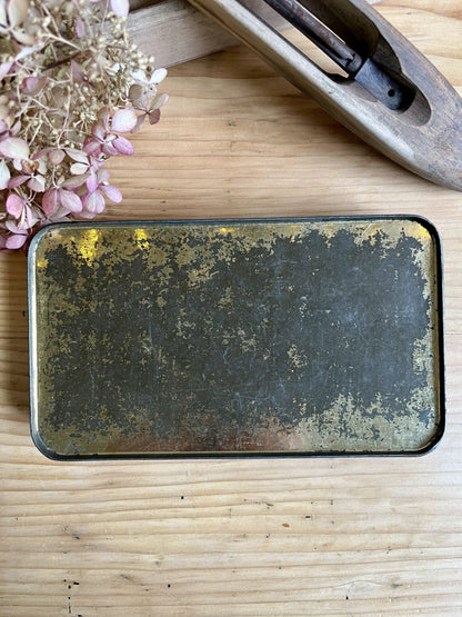 Boîte en métal vintage 3