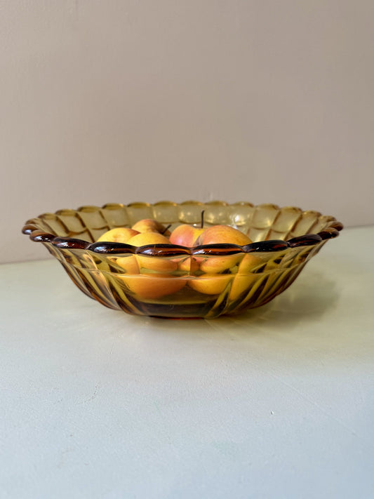 Saladier rétro en verre ambré ciselé