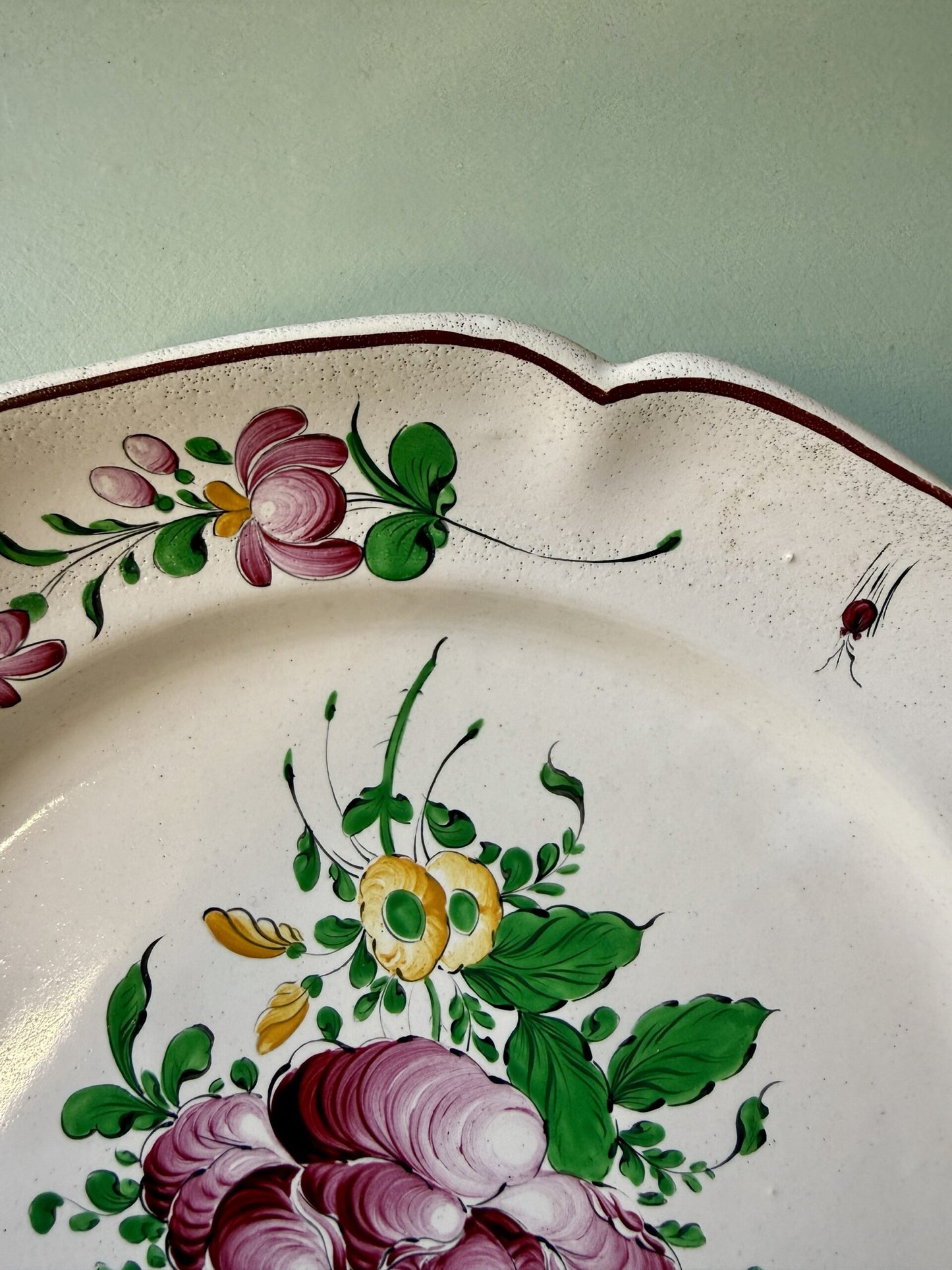 Assiette semi-creuse décor Strasbourg fait main