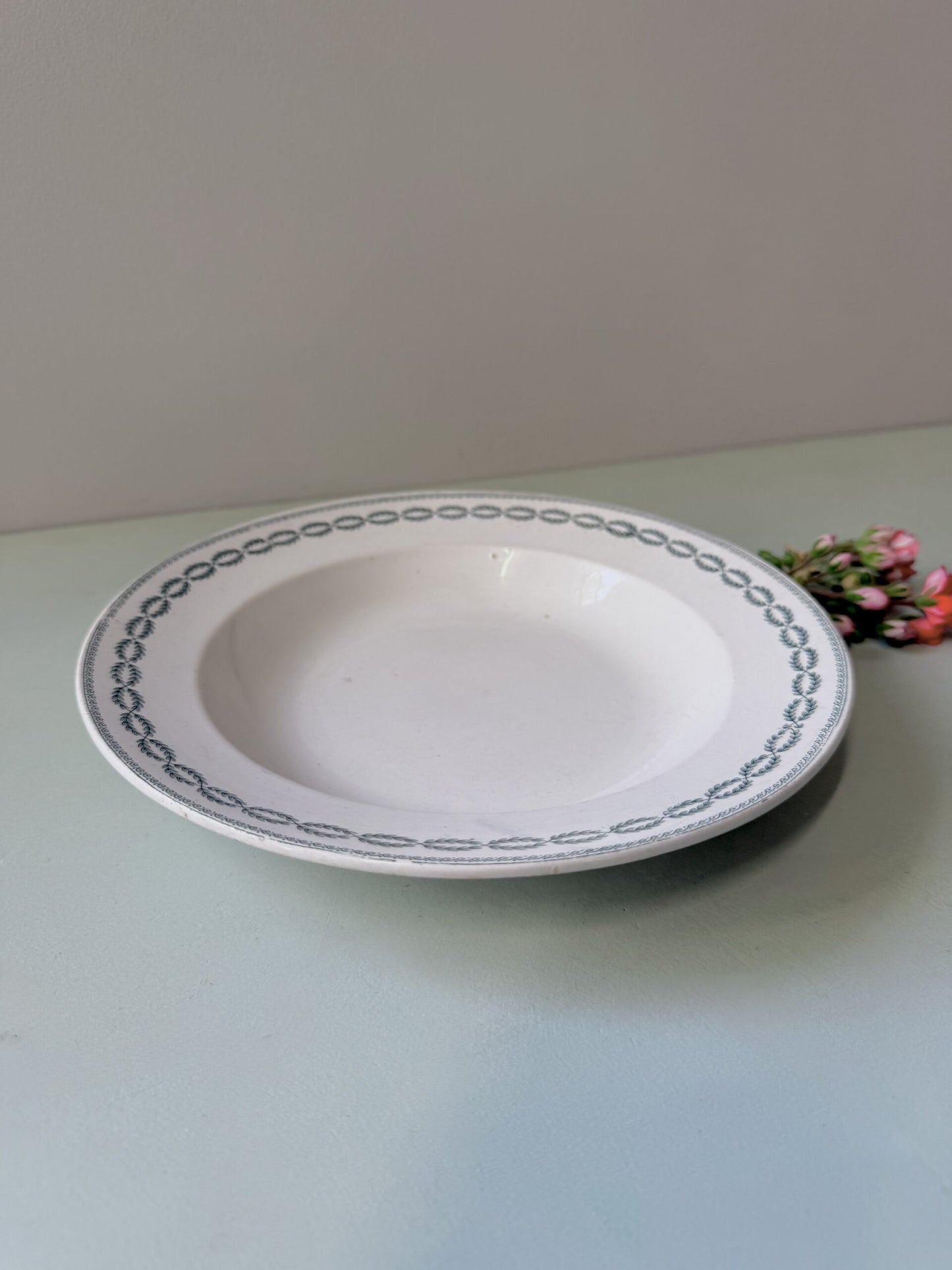 Assiette à soupe Sarreguemines modèle Nobilis