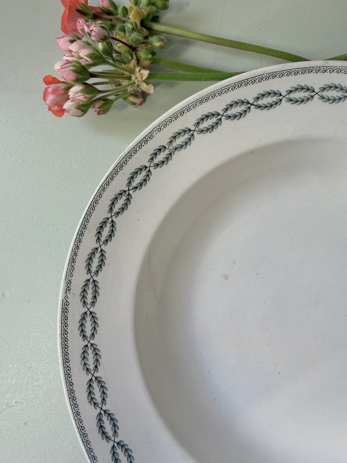 Assiette à soupe Sarreguemines modèle Nobilis