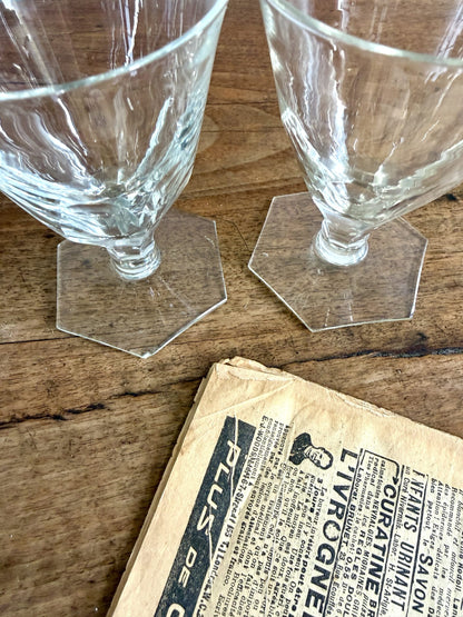 Lot de 3 verres à pied en cristal