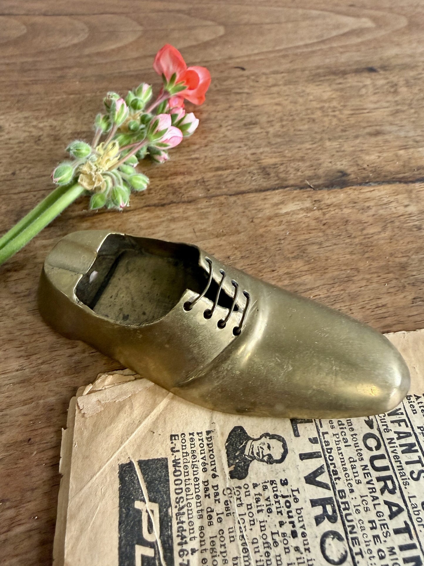 Cendrier en étain en forme de chaussure