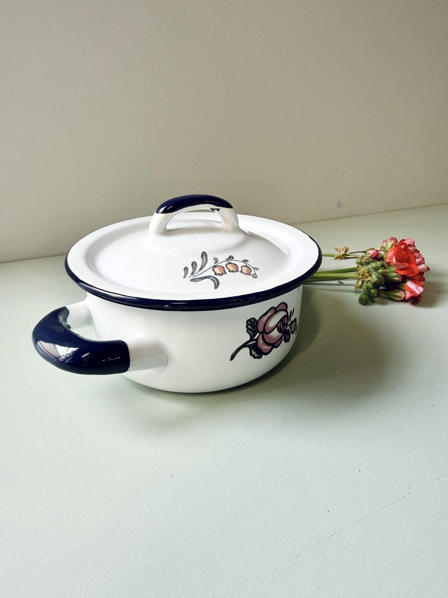 Petite cocotte émaillée modèle Hansi de Elchinger