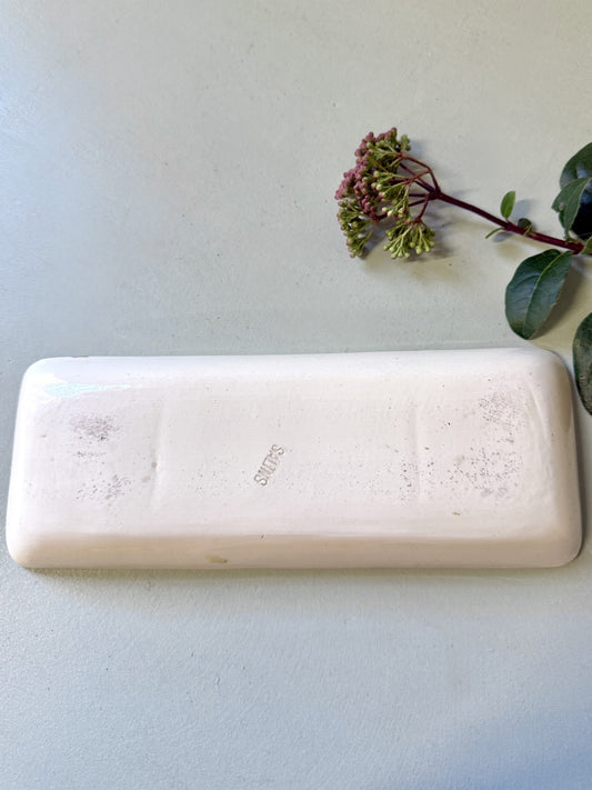 Porte-peigne ancien en faïence blanche décor bleu – scènes rurales