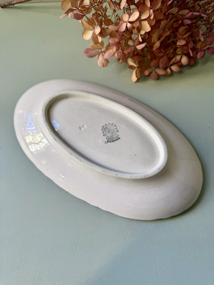 Ravier ancien Sarreguemines ovale – décor floral et liseré bordeaux