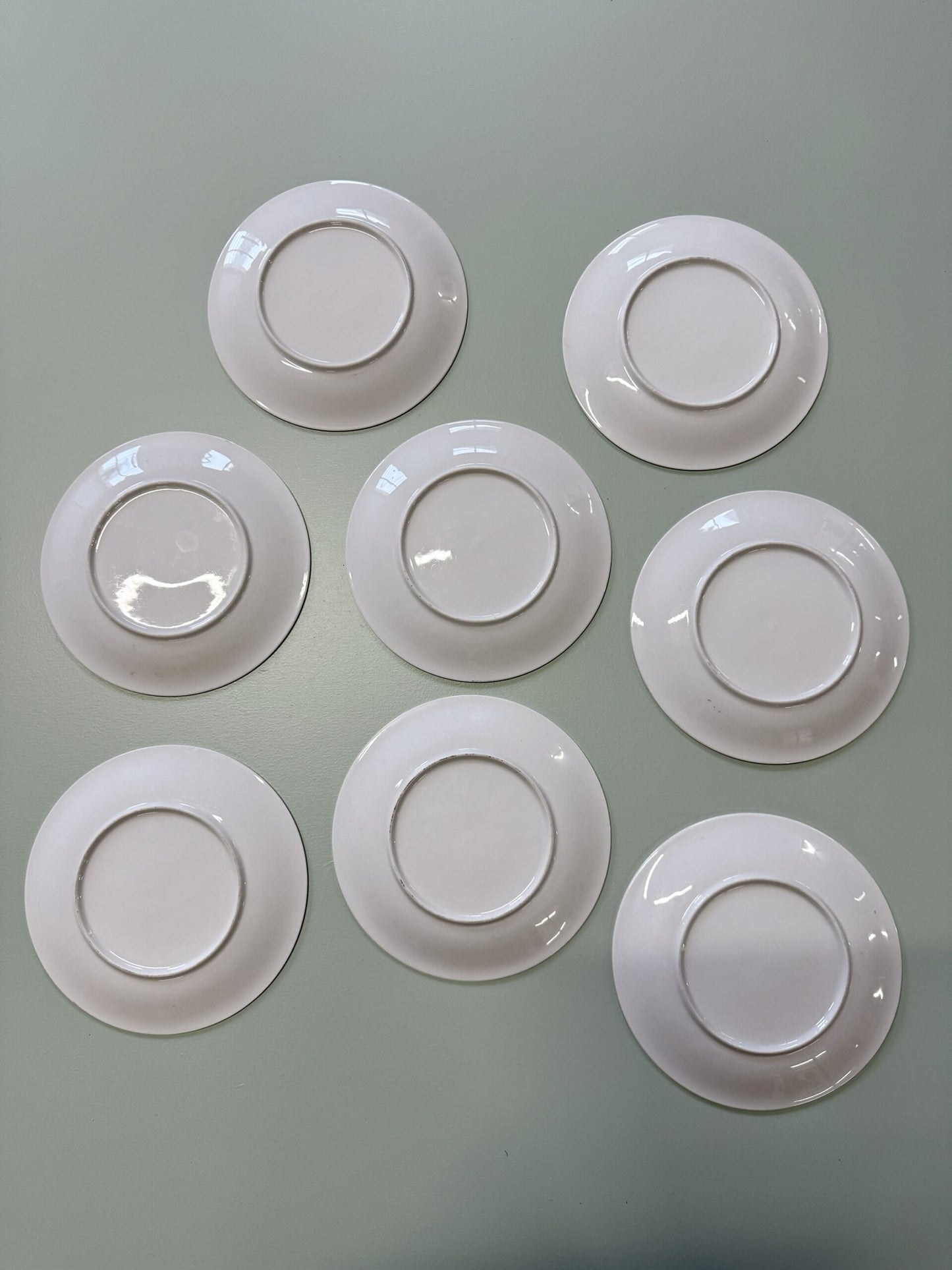 Assiettes à dessert avec frise doré - lot de 8