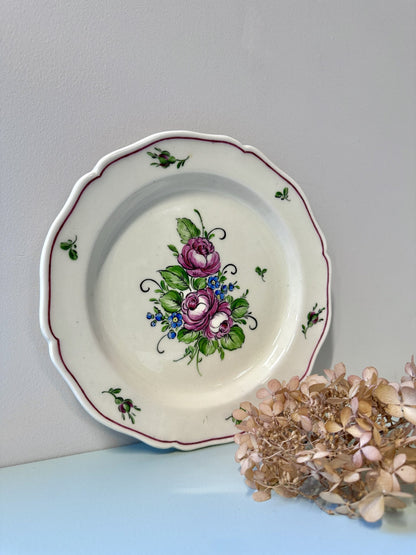 Assiette chantournée décorative signée E.Kylewer - 1966