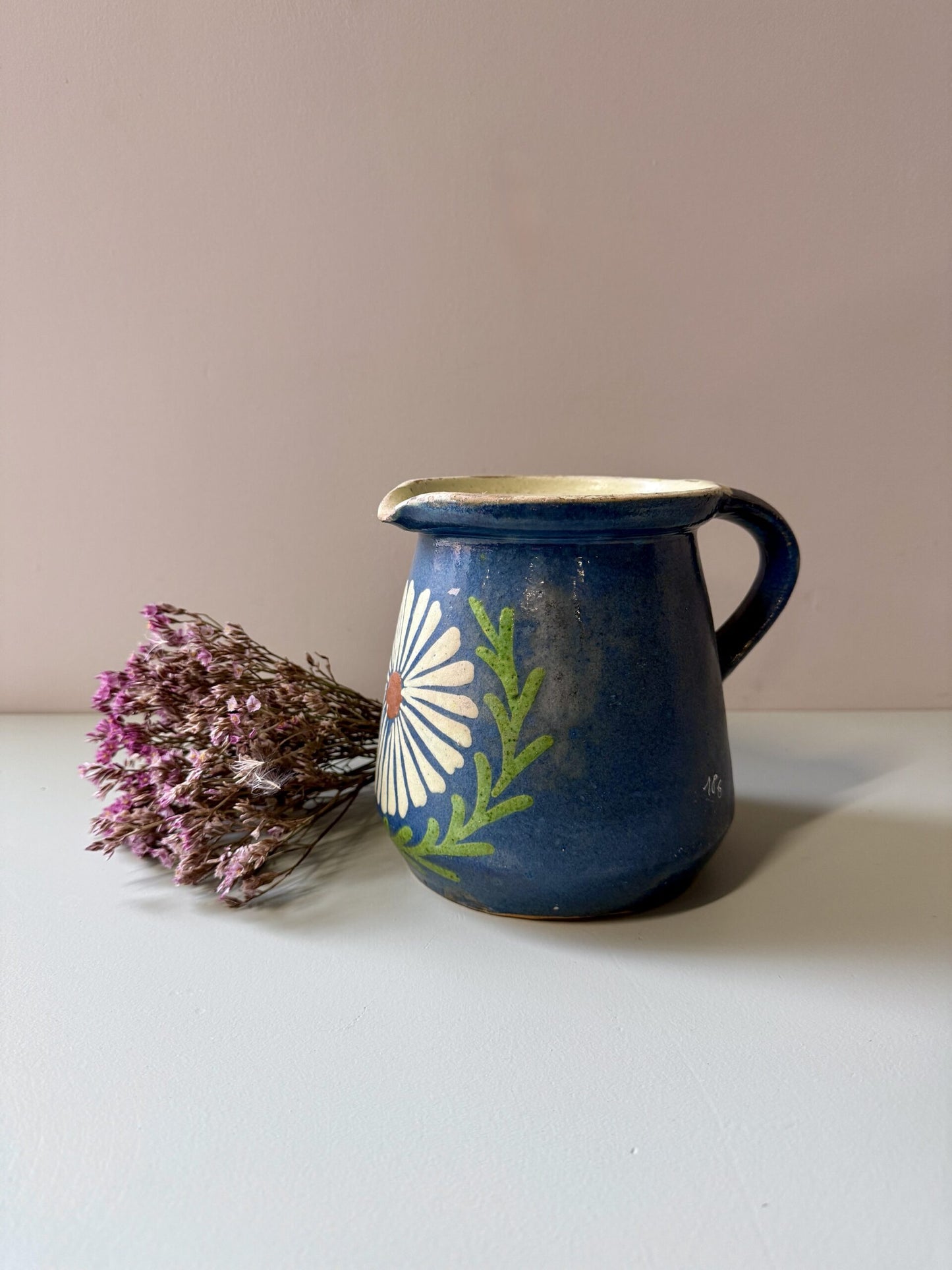 Pichet alsacien en terre cuite émaillée