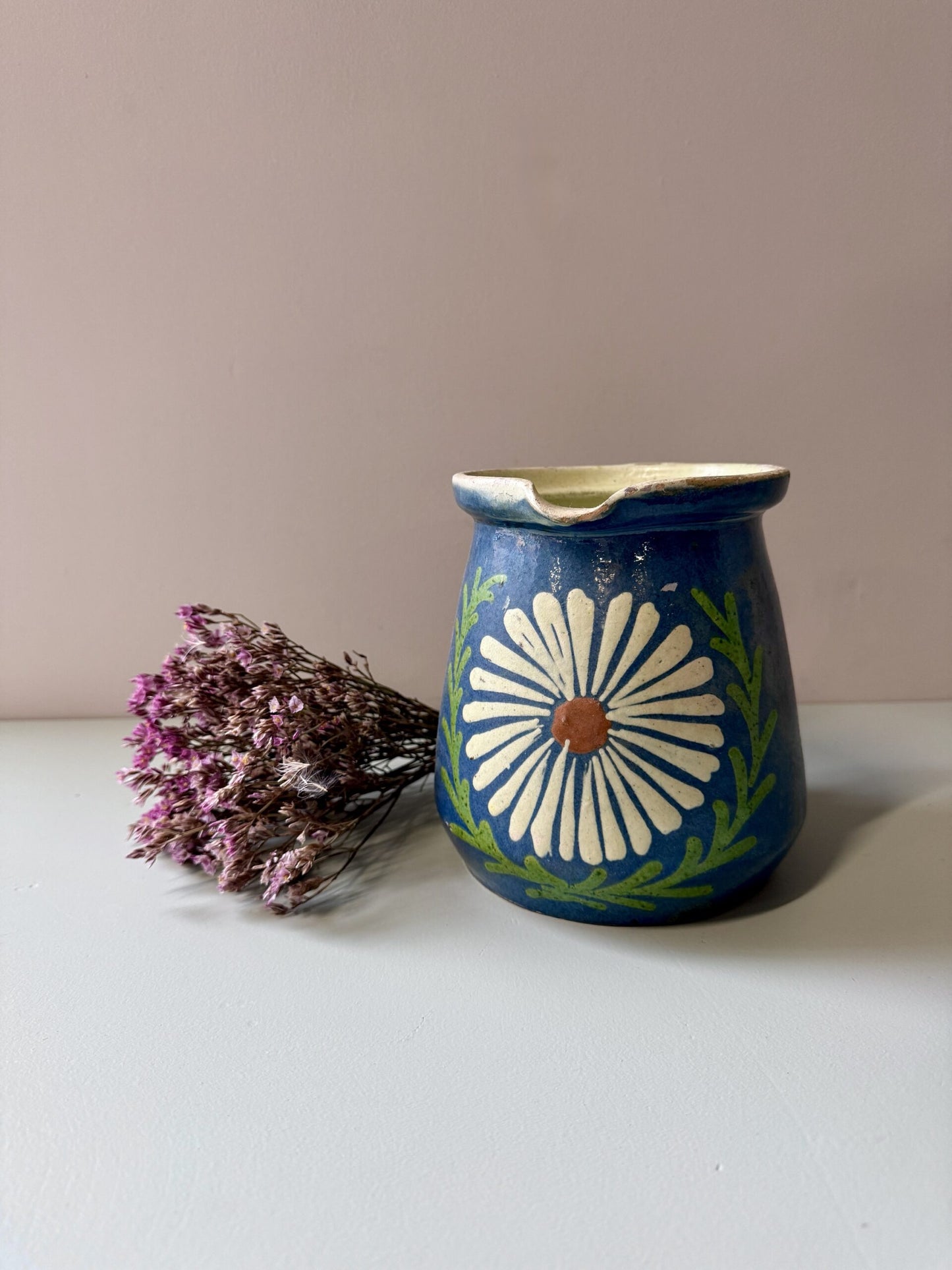 Pichet alsacien en terre cuite émaillée