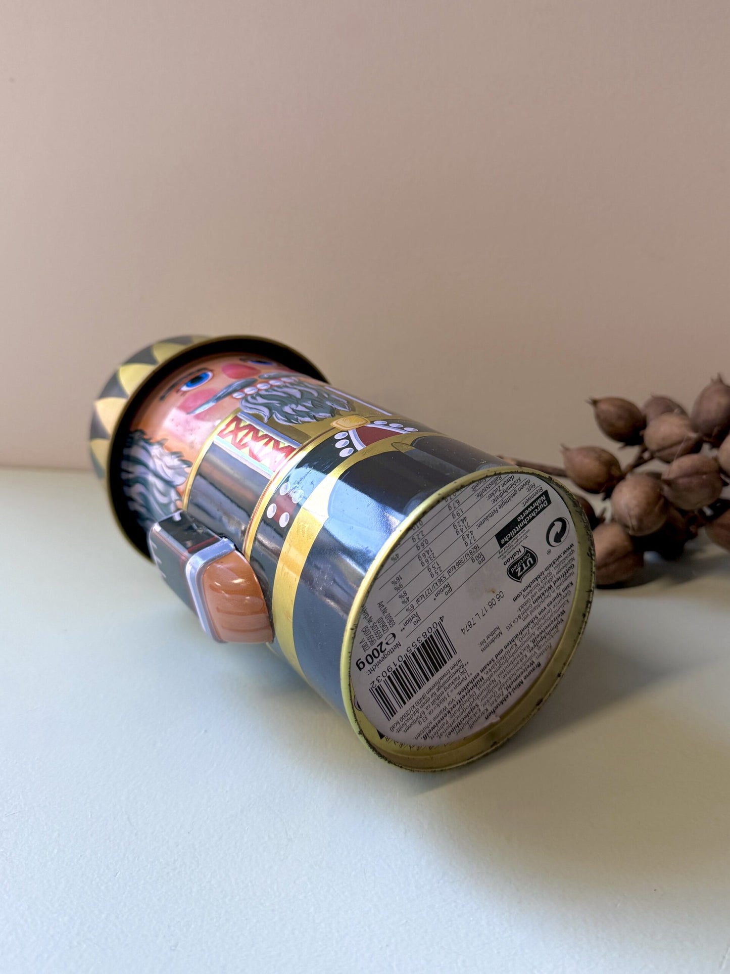 Boîte métallique Casse-Noisette