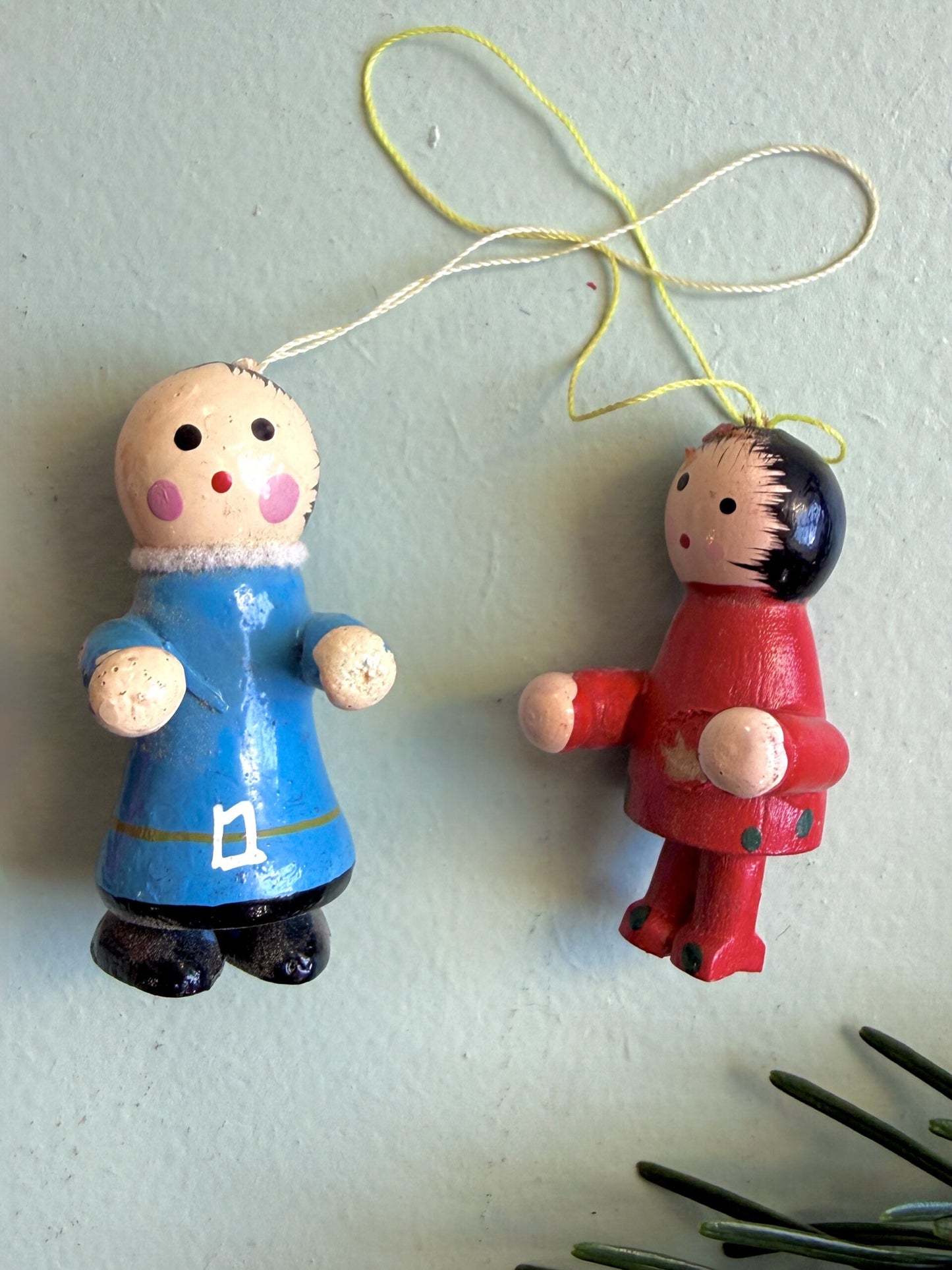 Sujets en bois à accrocher vintage - lot de 5