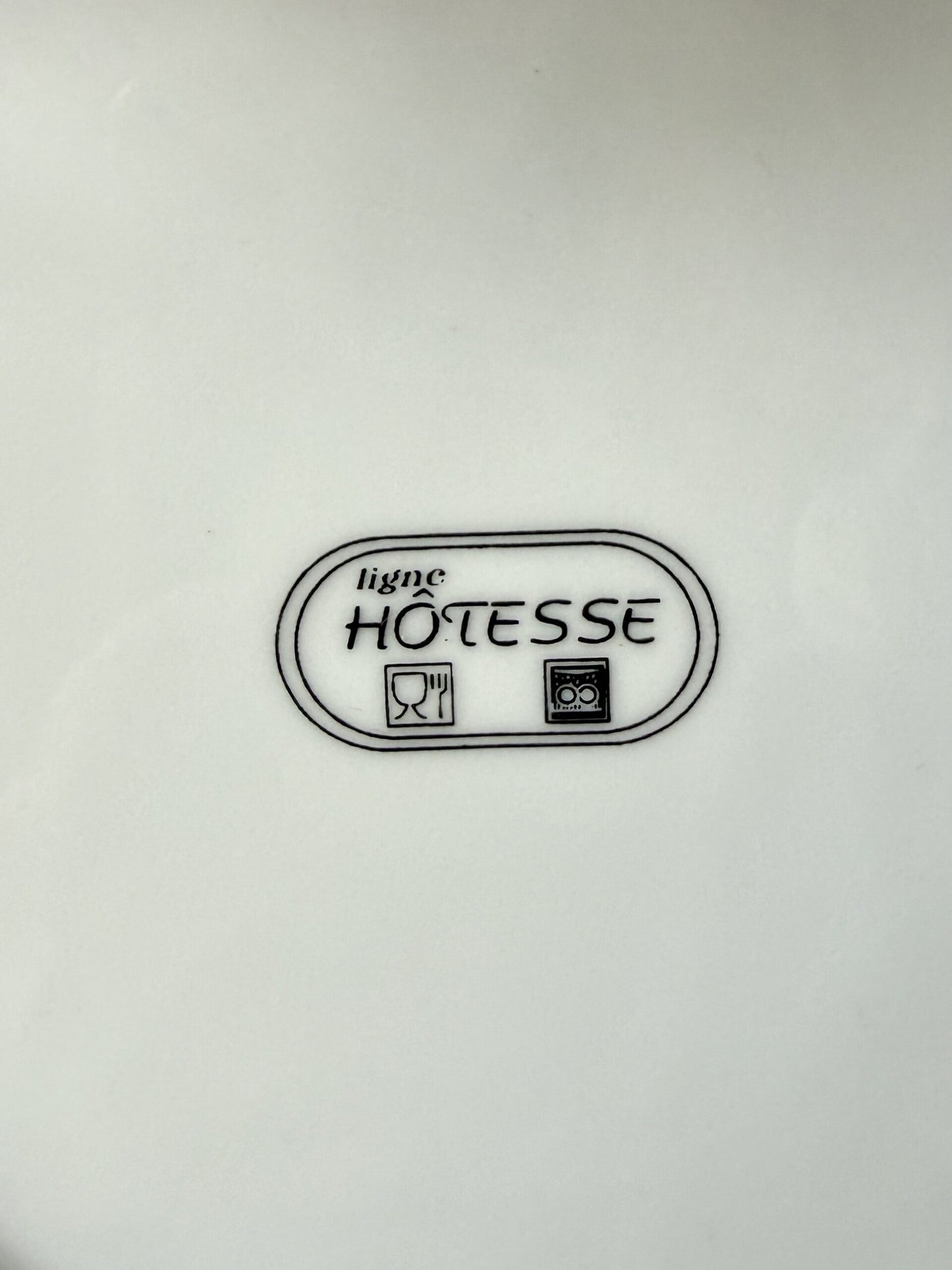 Assiettes plates blanches et liseré doré - lot de 6