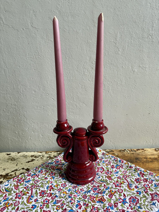 Bougeoir en faïence bordeaux