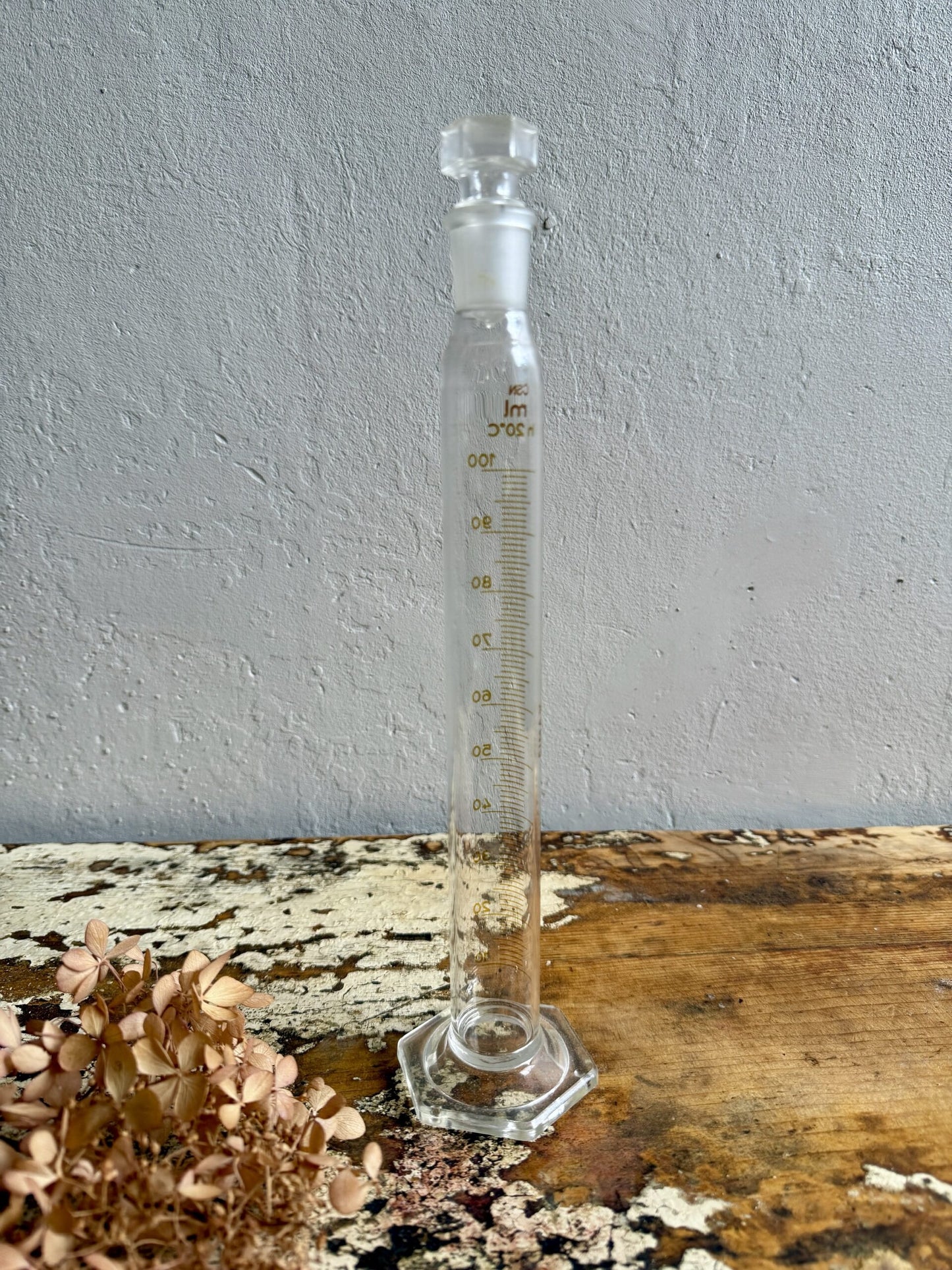 Eprouvette graduée en verre 100 ml