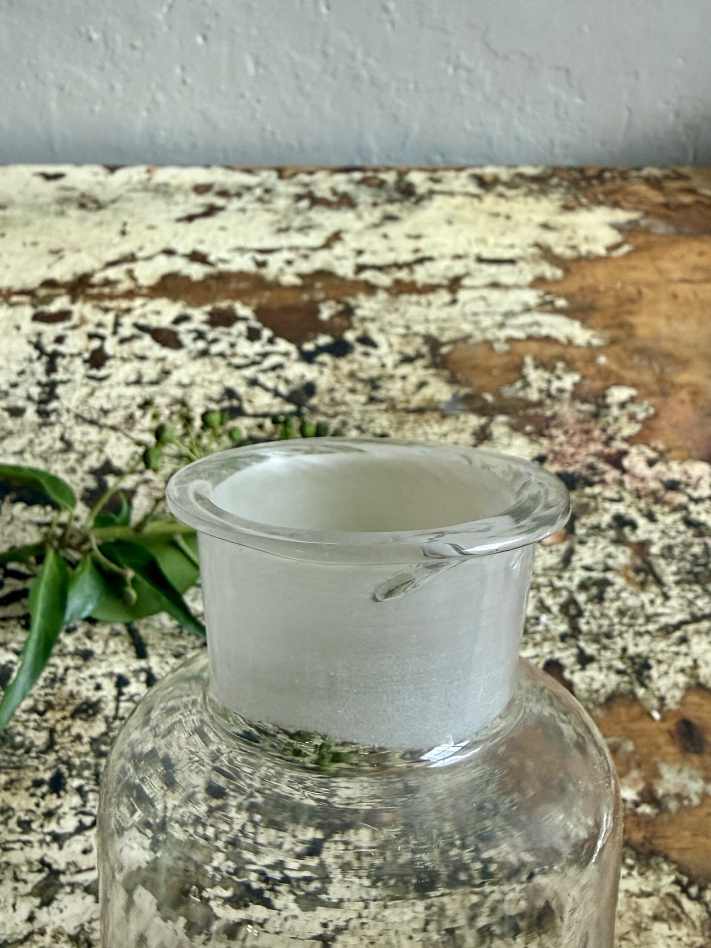 Pot en verre avec couvercle