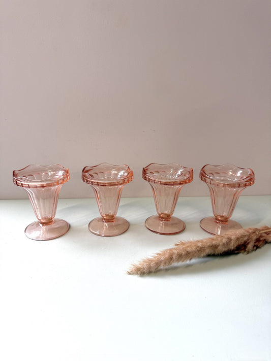 Coupes à glace vintage en verre moulé rose – lot de 4