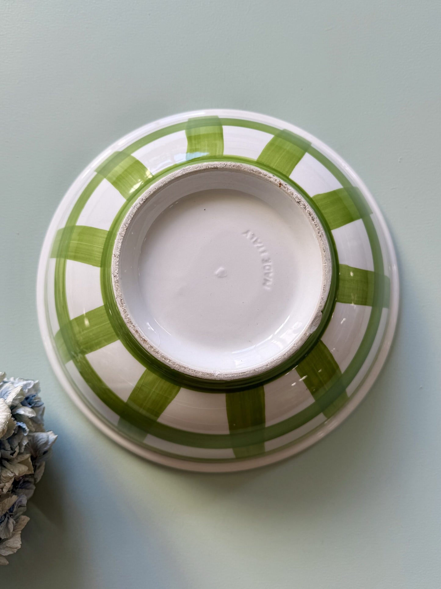 Saladier en faïence vert à carreaux