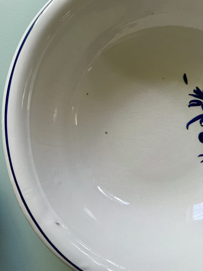 Saladier en faïence décor bleu foncé