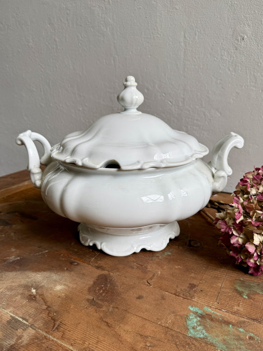 Soupière grande taille modèle Sylvia de Hutschenreuther