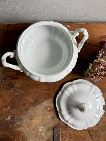 Soupière grande taille modèle Sylvia de Hutschenreuther