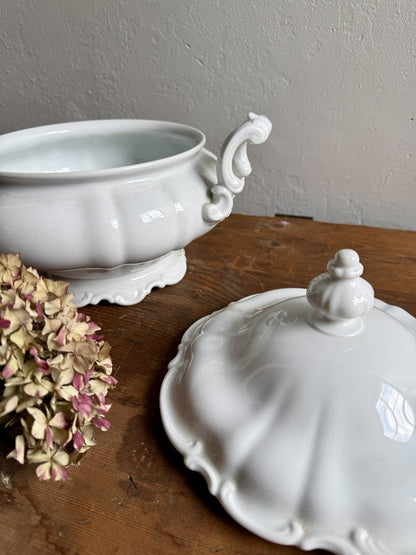 Soupière grande taille modèle Sylvia de Hutschenreuther