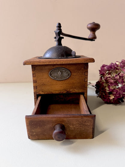 Moulin à café en bois de Mutzig - Framcont