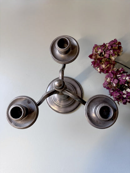 Chandelier en étain