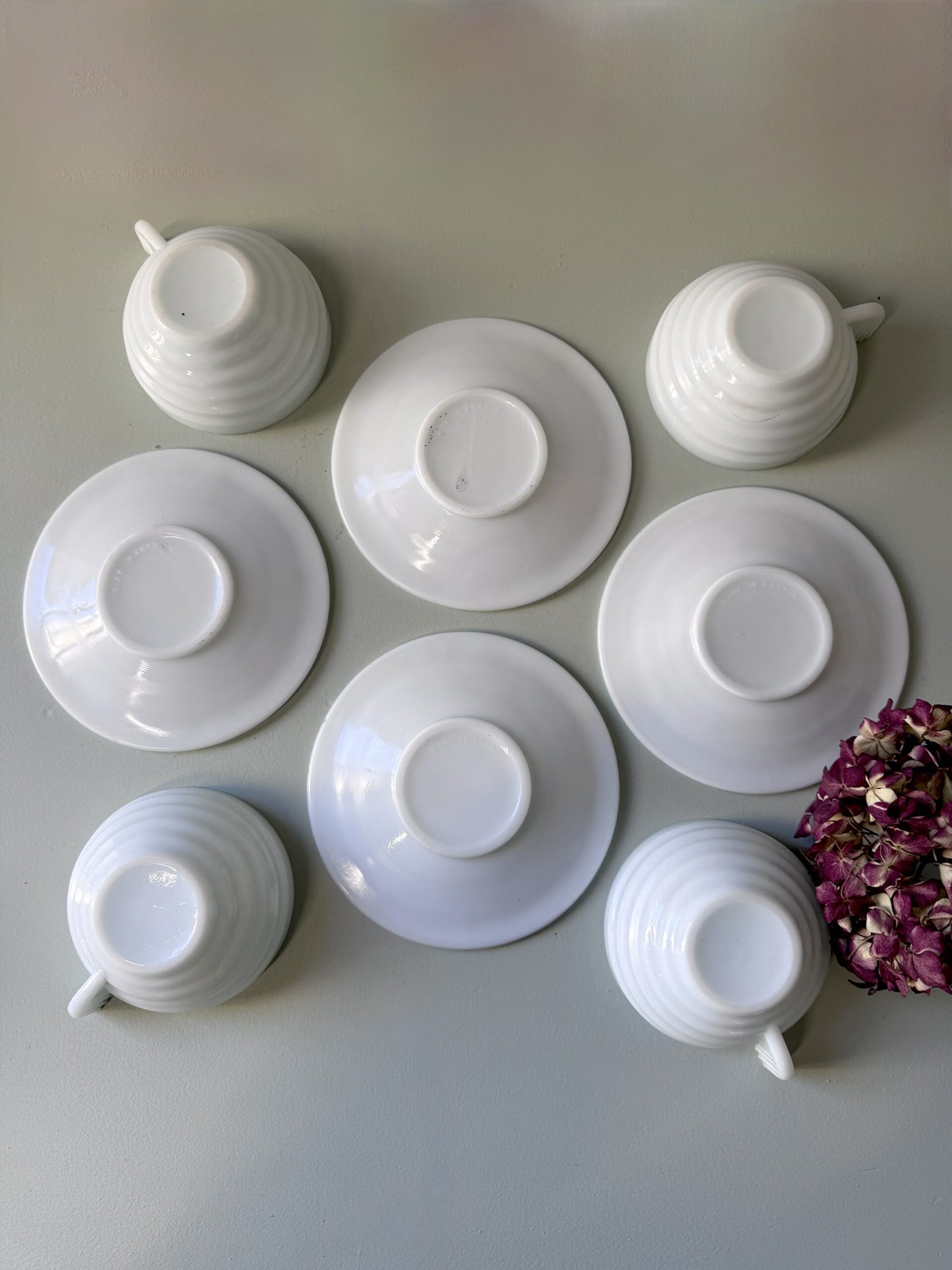 Tasses et coupelles en opaline - lot de 4