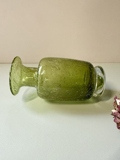 Vase en verre à bulles vertes