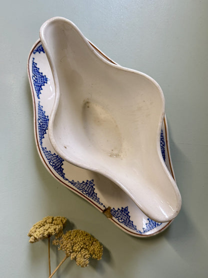 Saucière modèle Cluny de Longwy