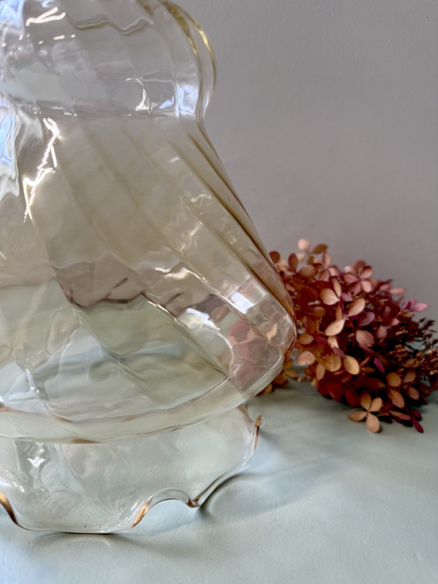 Abat-jour tulipe en verre