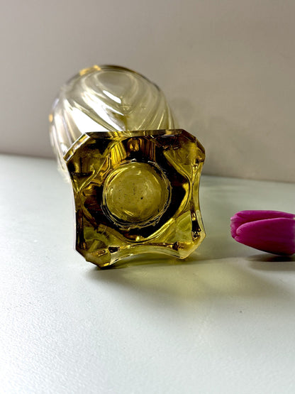 Vase en verre ambre style art déco