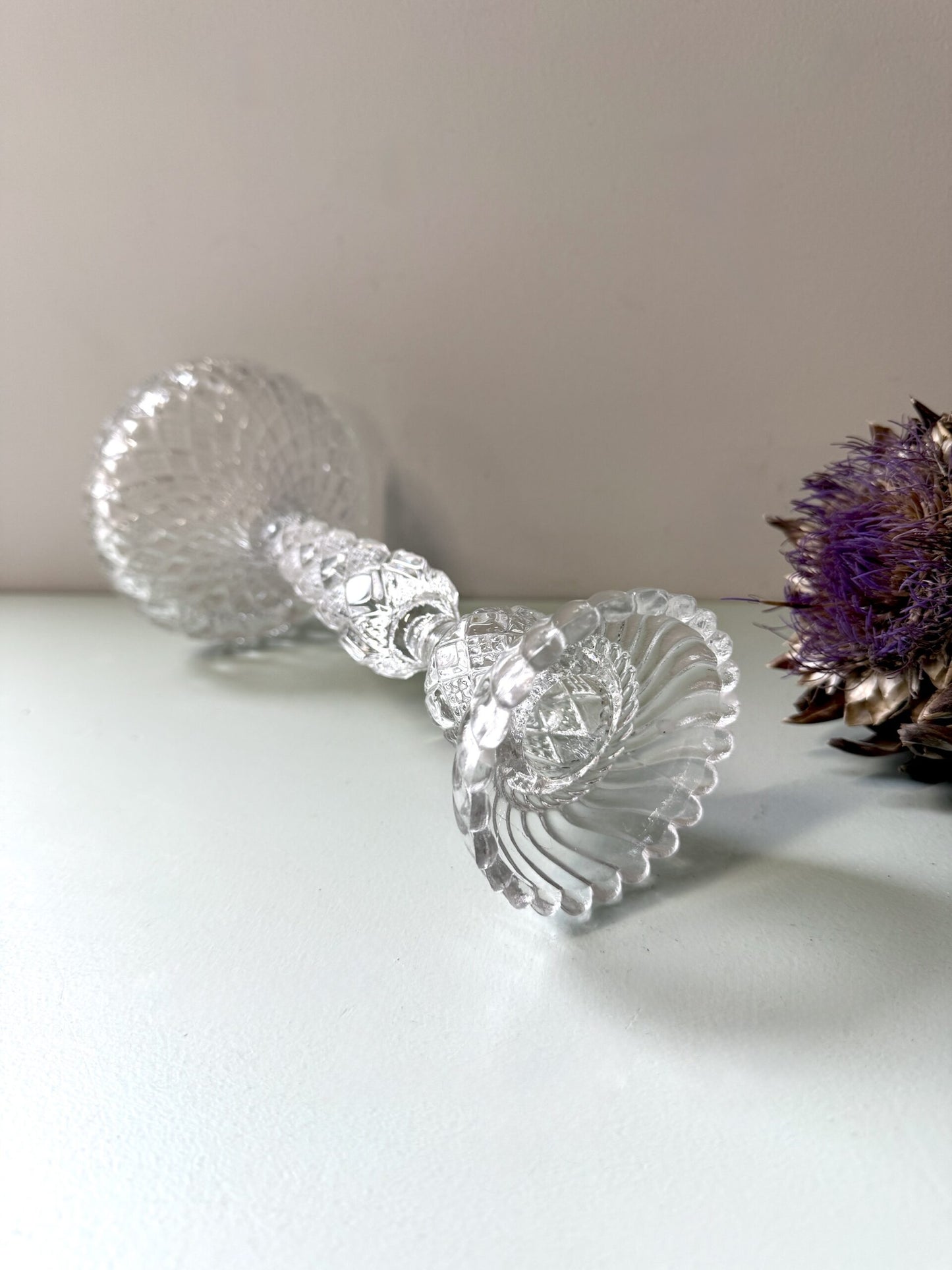 Bougeoir en verre ciselé 2