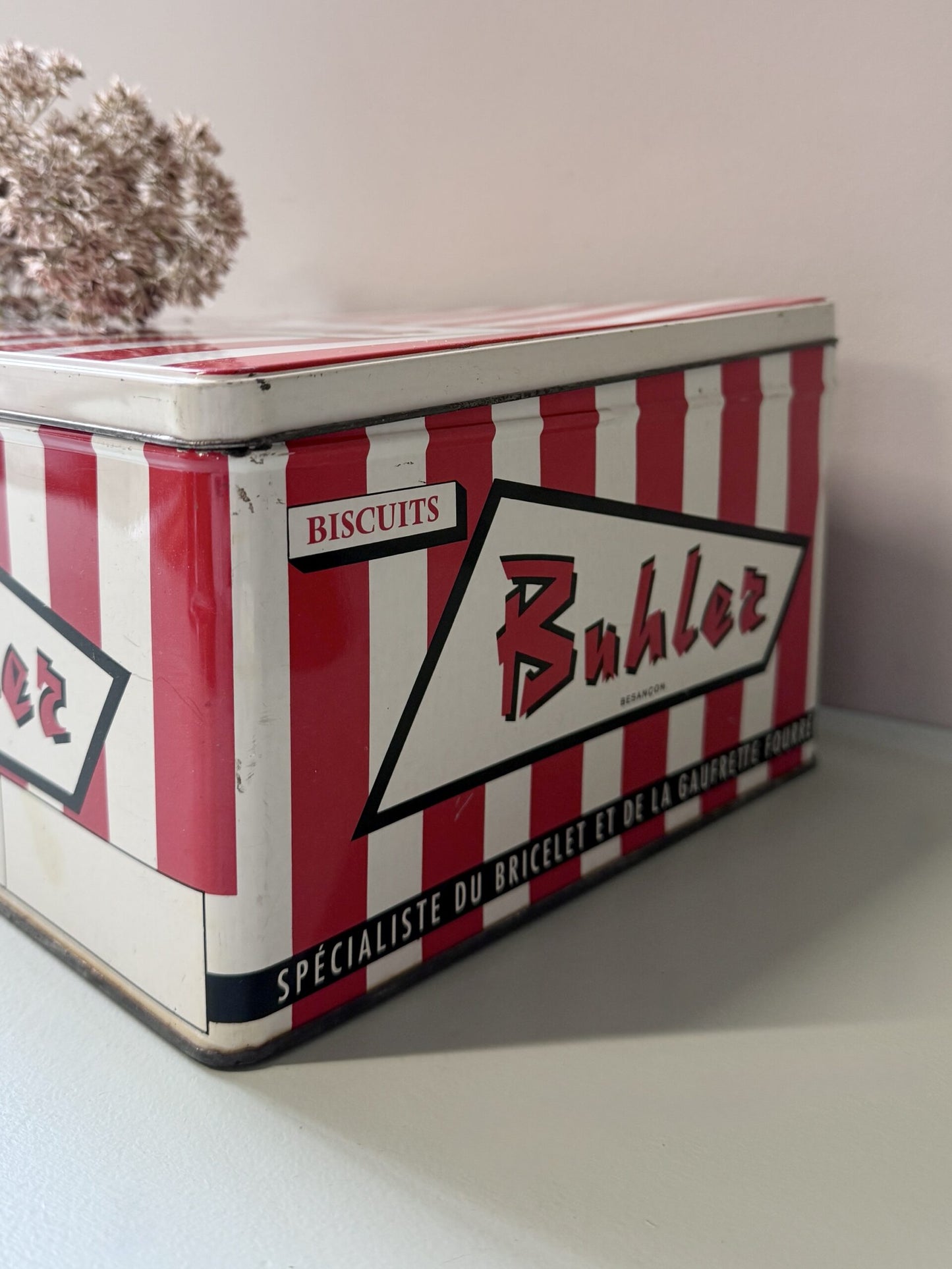 Boîte métallique vintage Buhler