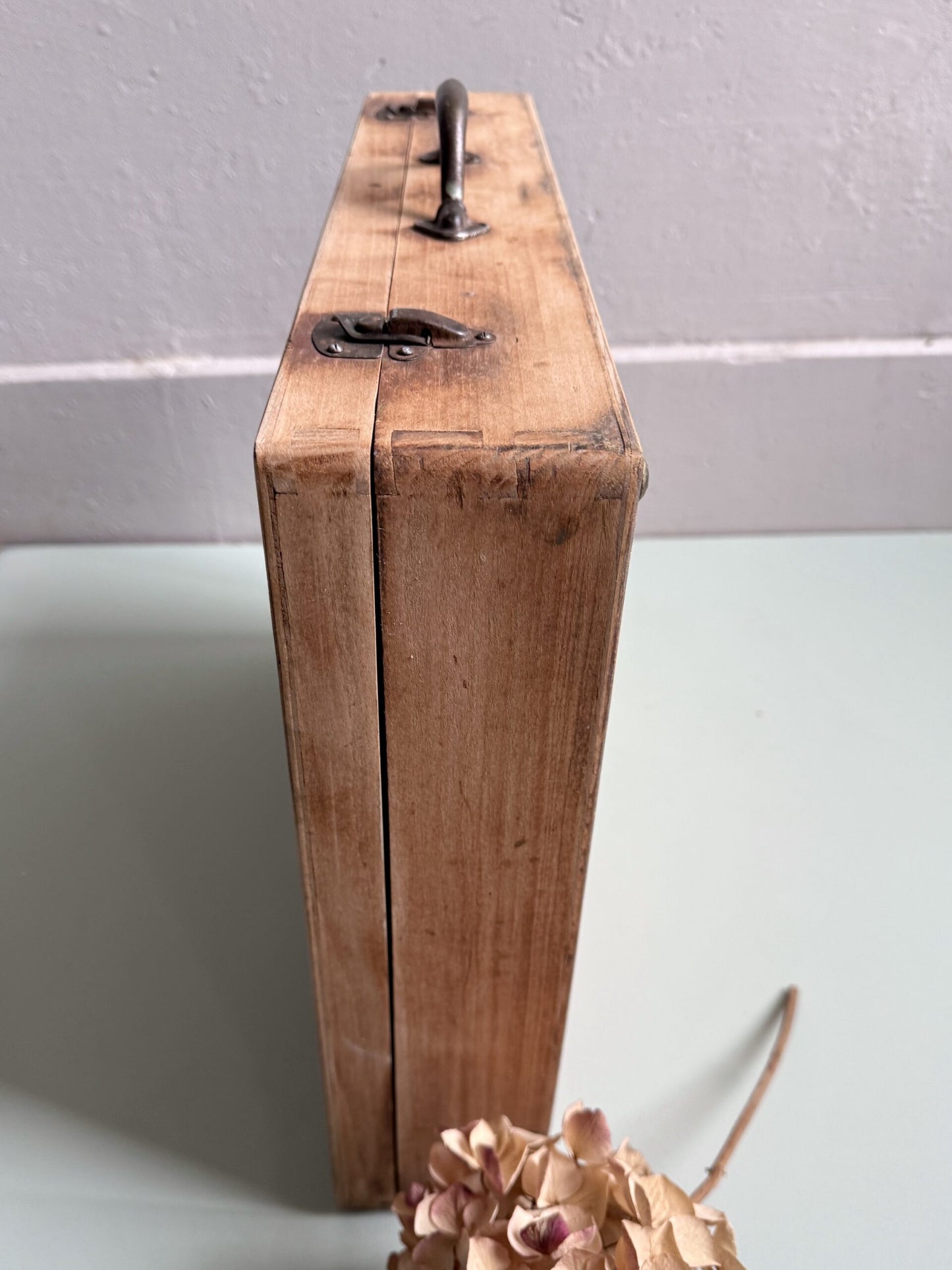 Boîte/valise ancienne en bois
