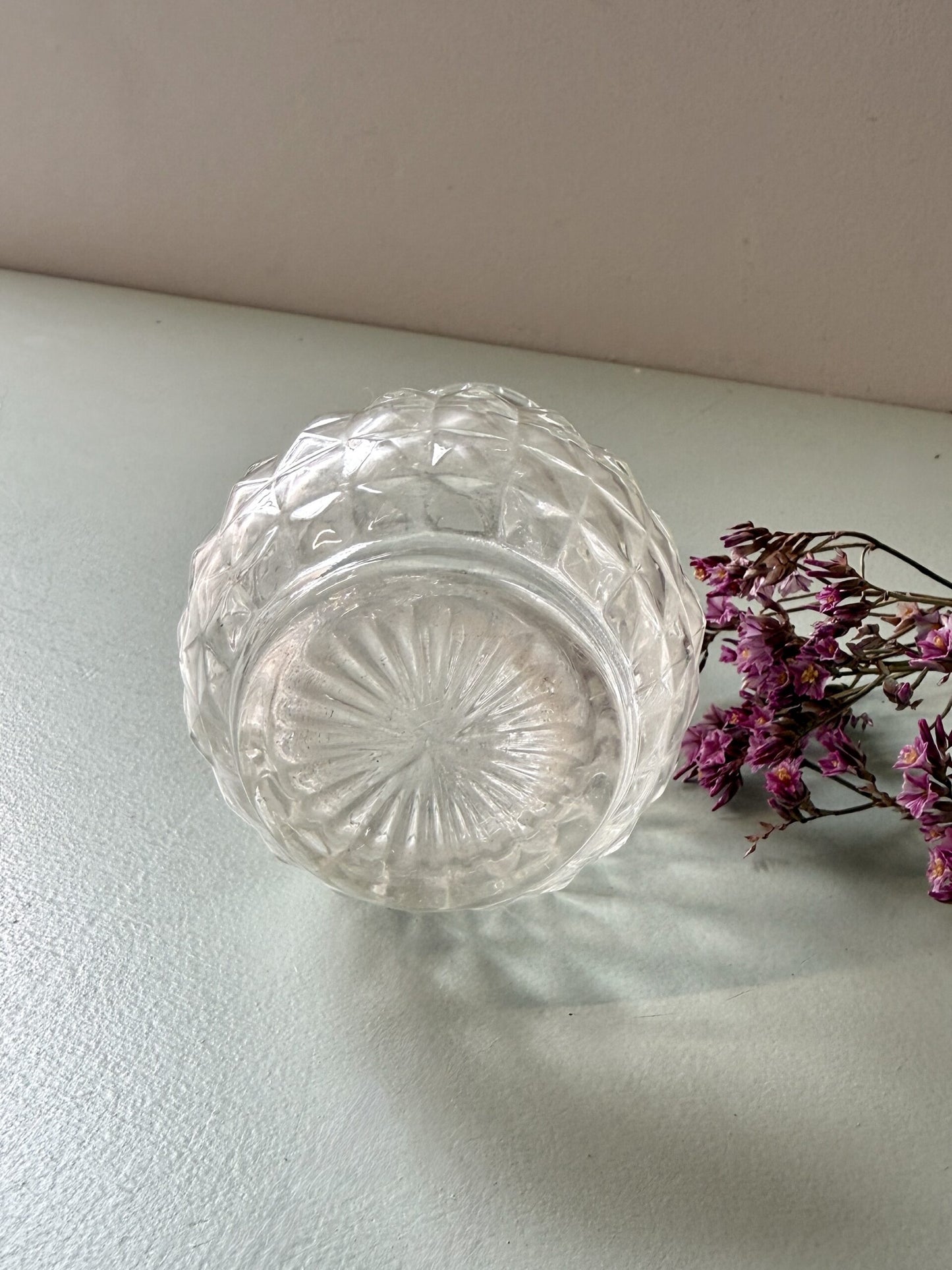 Vase/soliflore en verre ciselé