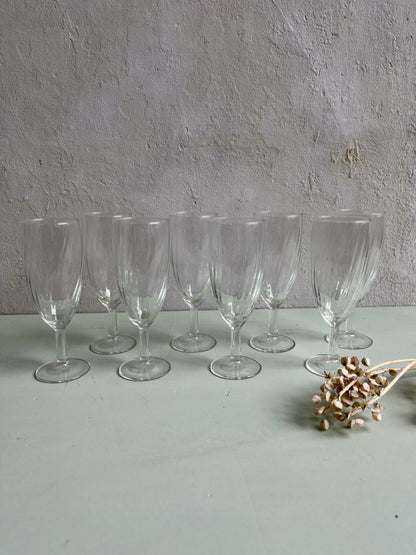 8 coupes en verre
