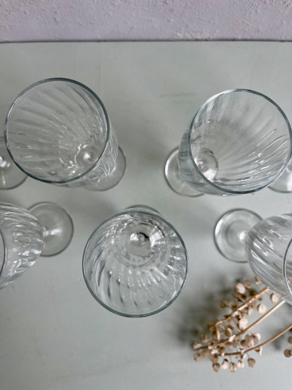 8 coupes en verre