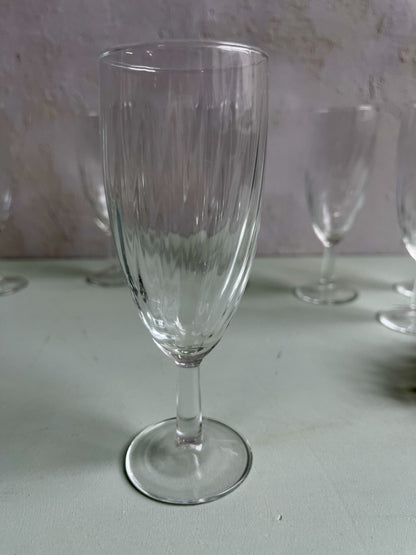 8 coupes en verre