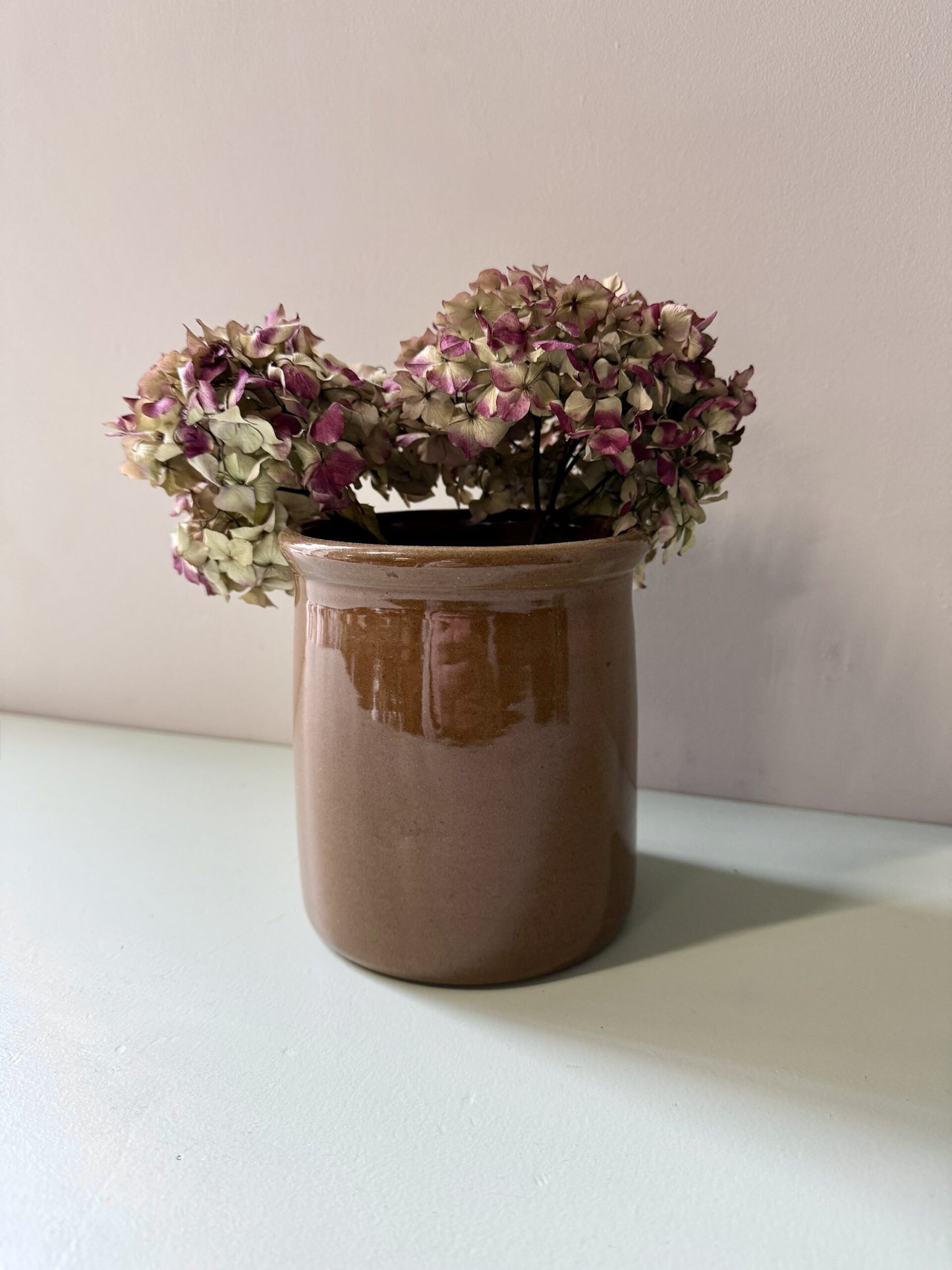 Pot émaillé marron