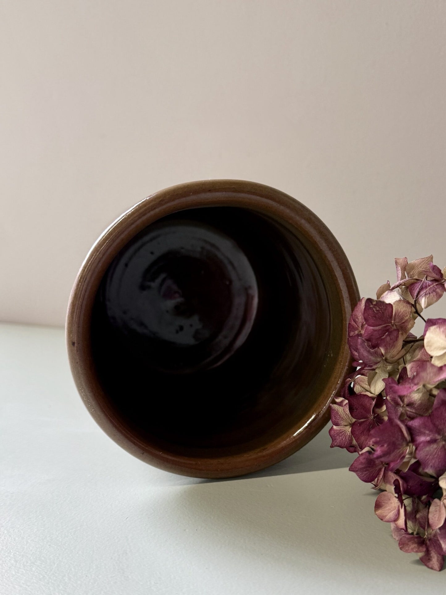 Pot émaillé marron