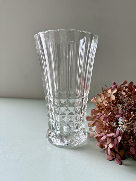 Vase en verre ciselé 5