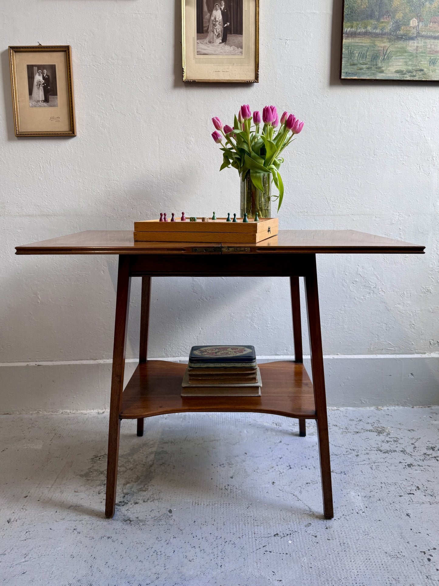 Table de jeu en bois avec plateau pivotant