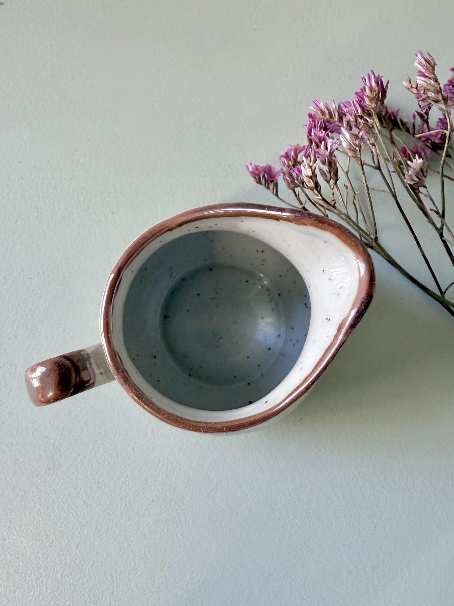 Pot à lait décor floral