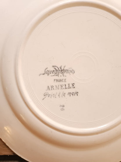 Assiette Sarreguemines fleurie   Patine