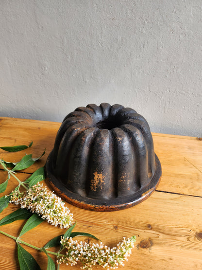 Moule à kougelhopf en terre cuite   Patine